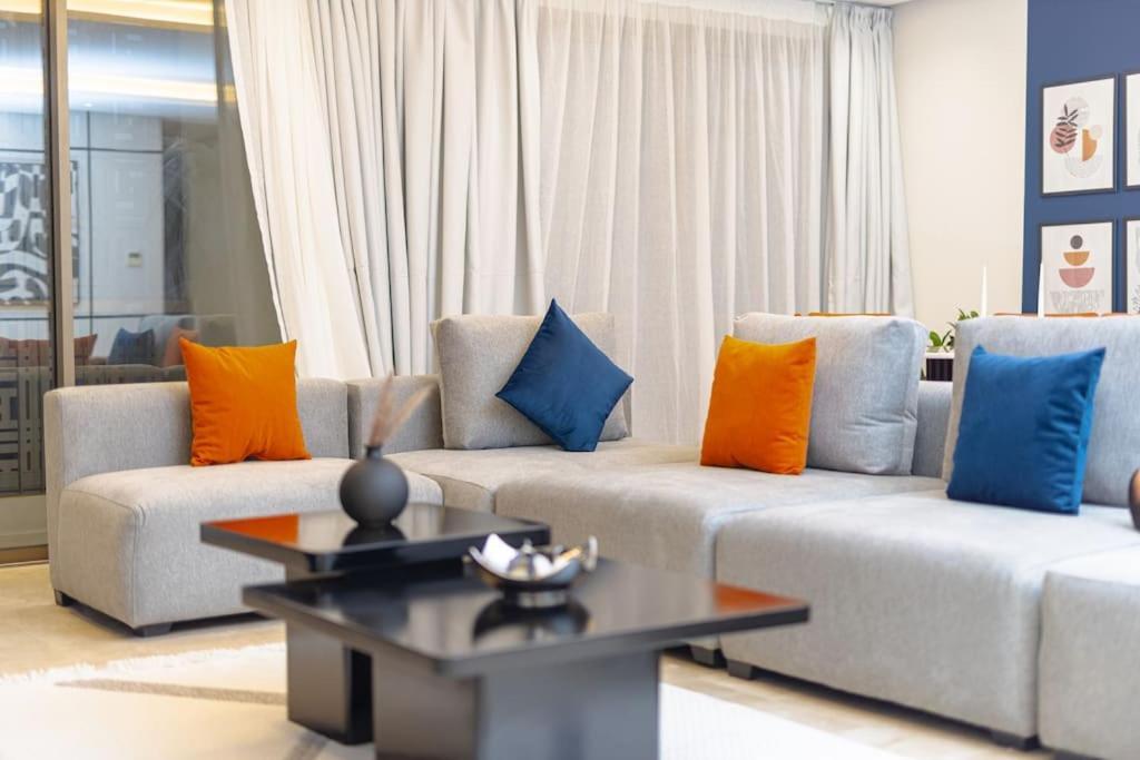 Appartement Modern 2Br Retreat In Marina Sale Luxury Living à Hajja Extérieur photo