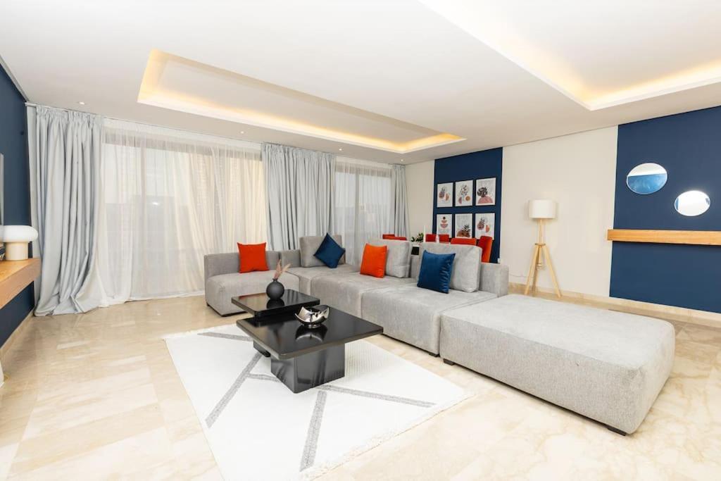 Appartement Modern 2Br Retreat In Marina Sale Luxury Living à Hajja Extérieur photo