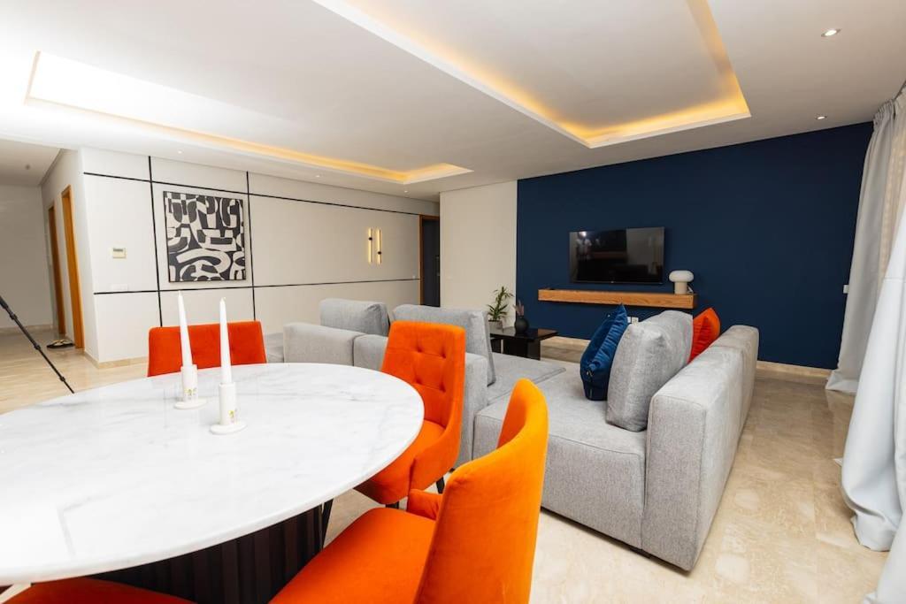 Appartement Modern 2Br Retreat In Marina Sale Luxury Living à Hajja Extérieur photo